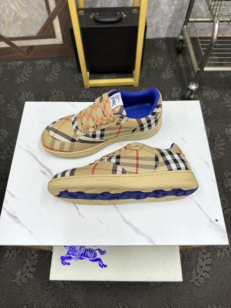 Burberry Low Shoes